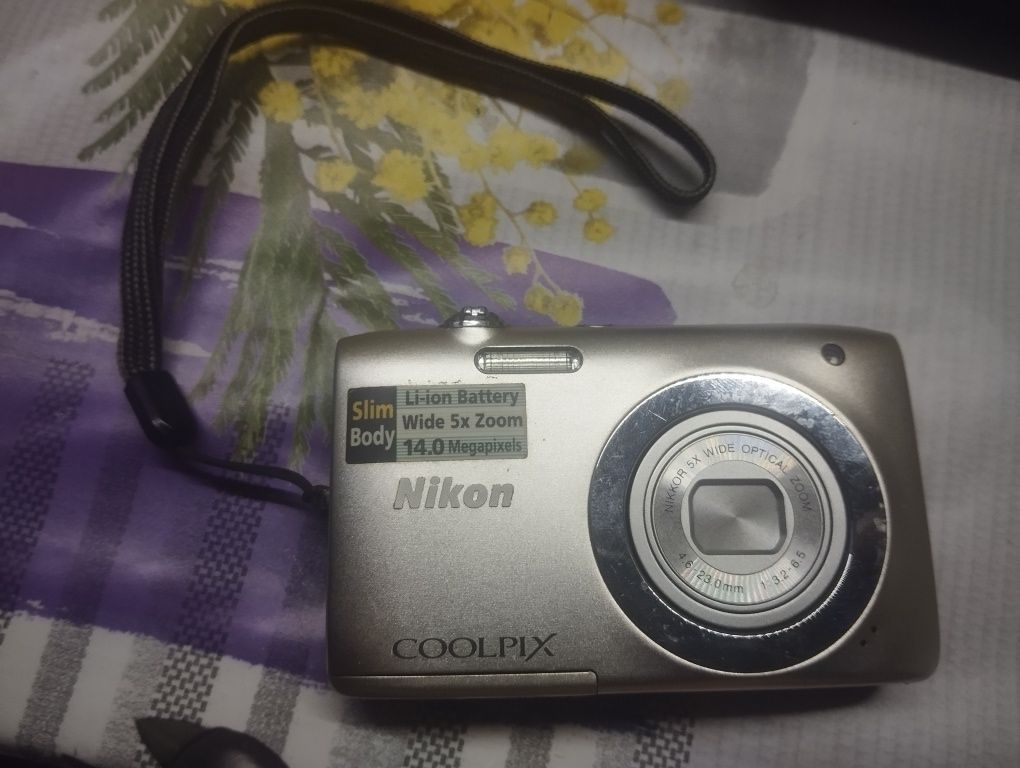 Фотоапарат Nikon Cookpix S2600
