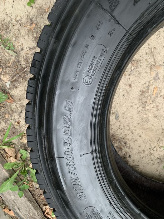 Вантажні(ведучі) шини 315/60 R22.5 “ROADLUX” R329 - 4шт.