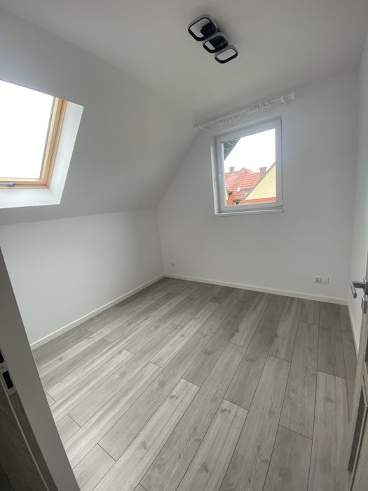 Do wynajęcia nowe mieszkania 50m² z balkonem i parkingiem – Ostrowsko.