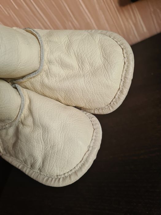 Дитячі бежеві кімнатні угги капці натуральної шкіри 11.5 см розмір