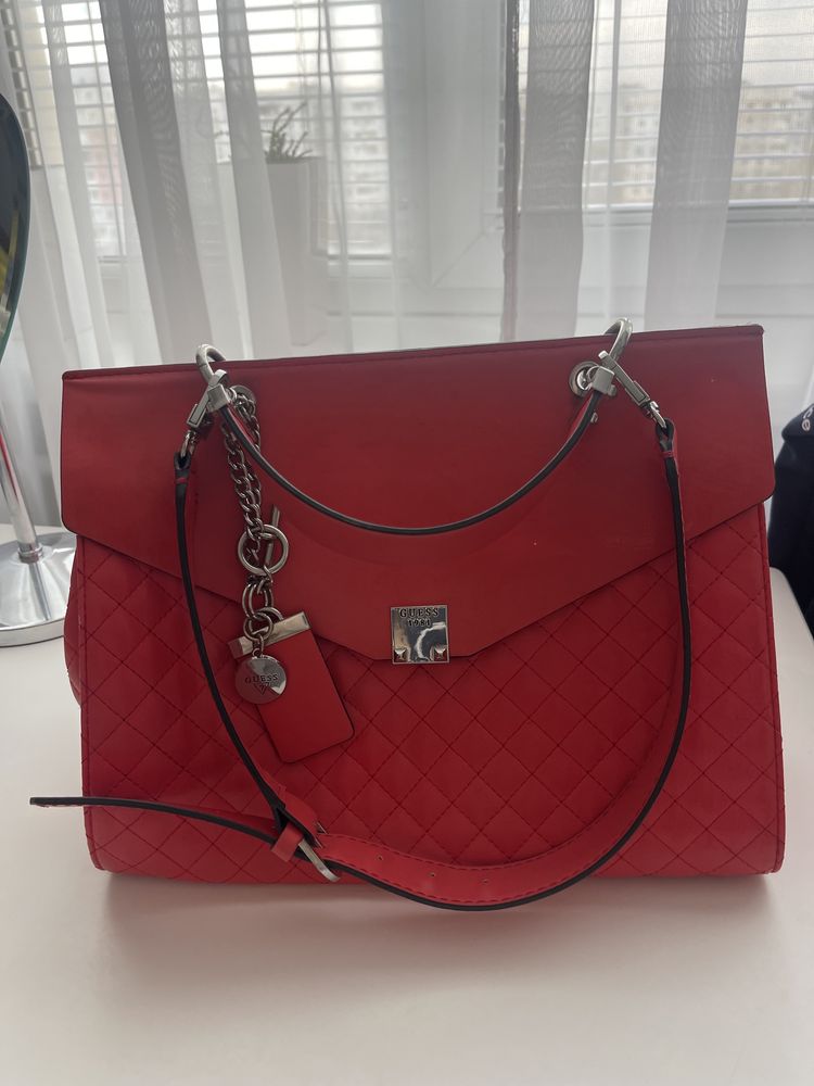 Сумка Guess