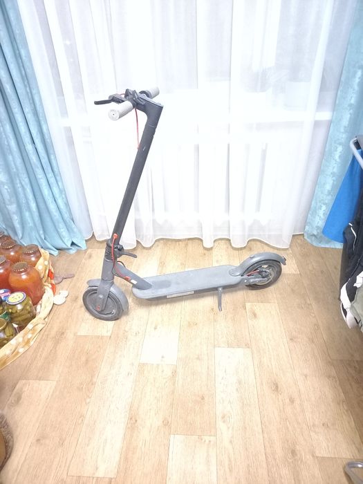 Продам электросамокат