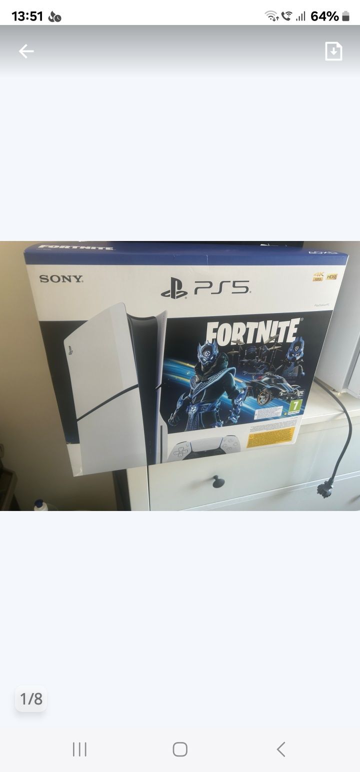 Konsola Ps5 z Napędem