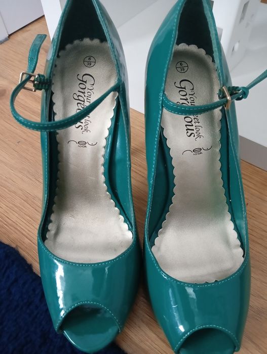 Szpilki na koturnie butelkowa zieleń New Look 39