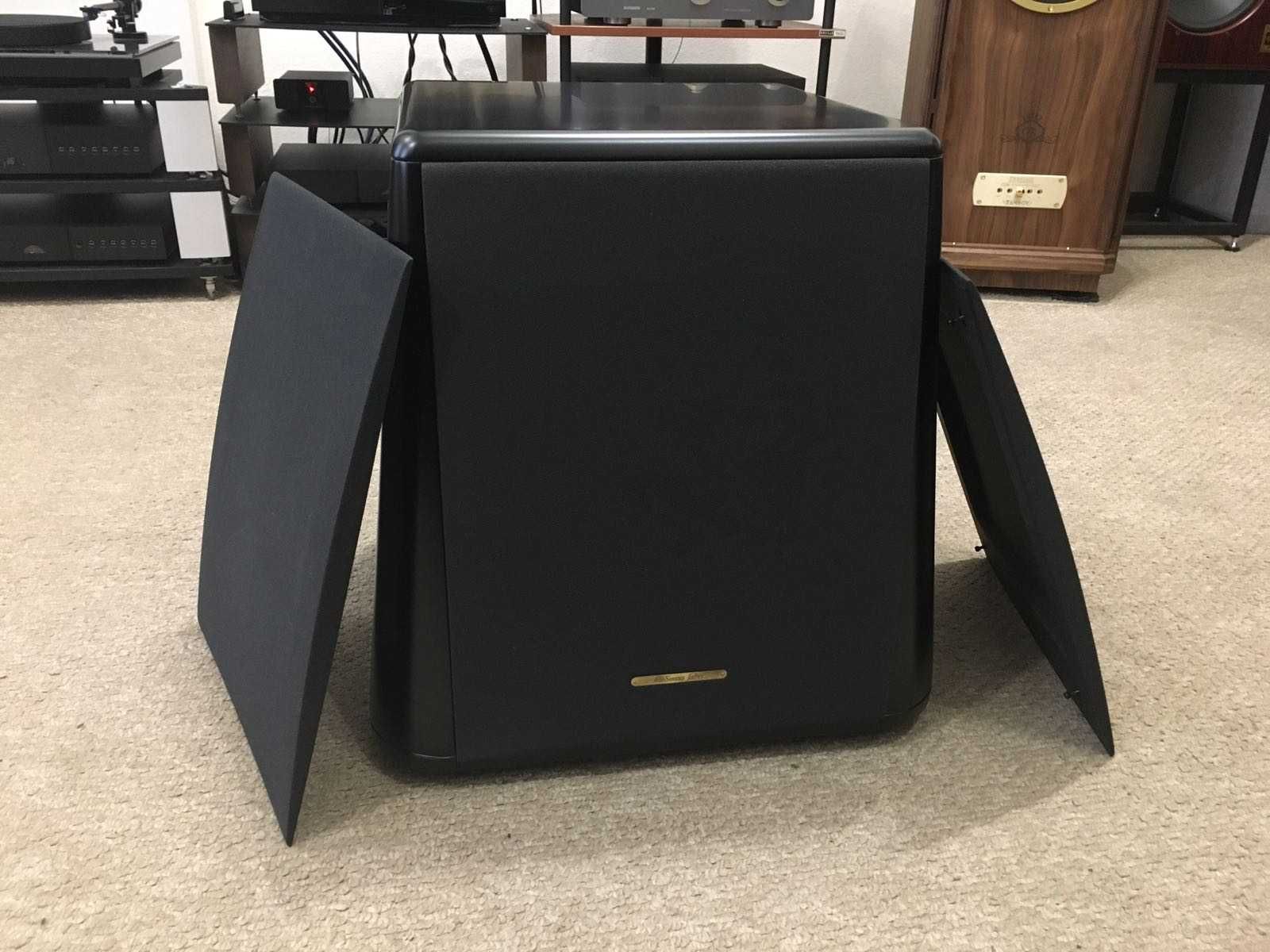 Активний сабвуфер Sonus Faber Cremona Subwoofer M