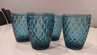 Zestaw 4 niebieskich szklanek z wypukłym wzorem ze szkła