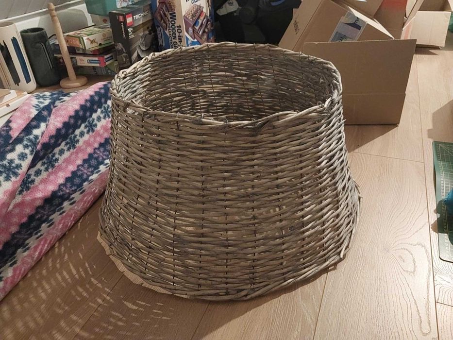 Osłona na stojak pod choinkę