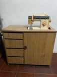 Maquina de Costura Singer Samba 3 com Móvel