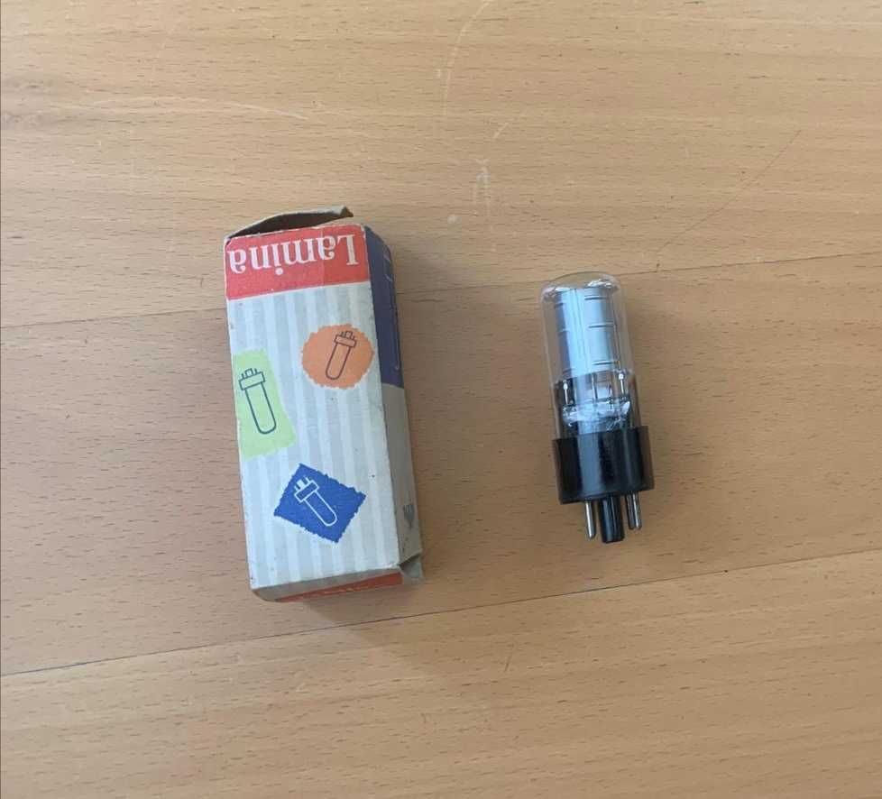 Lampa elektronowa UY 1N