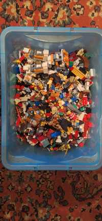 5Kg de Legos com varios sets.