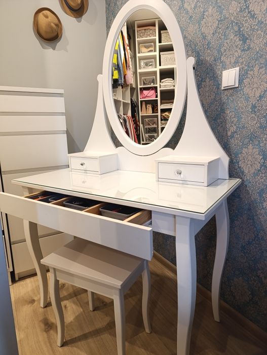 Toaletka Ikea Hemnes