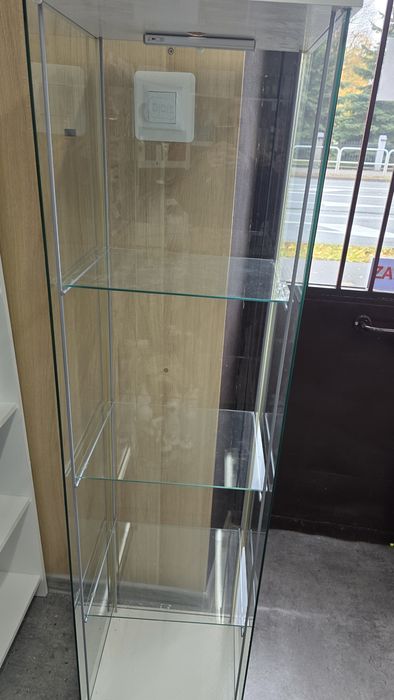 Szafka szklana witryna