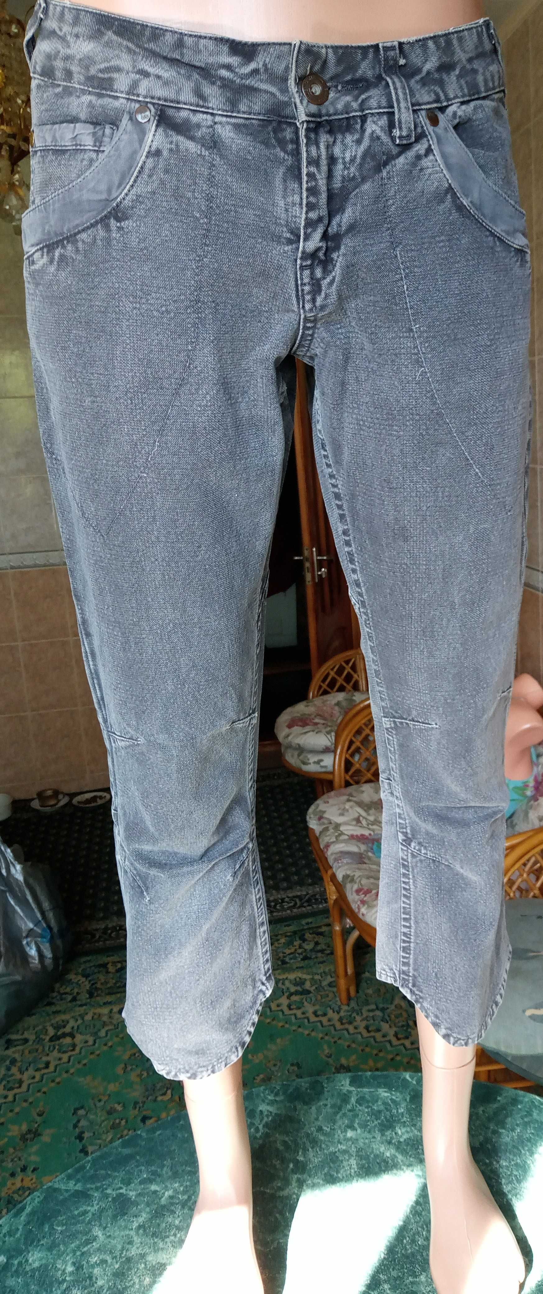 Джинсы укороченные 100 % коттон Дания