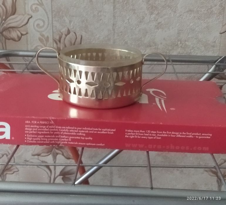 Подстаканники разные