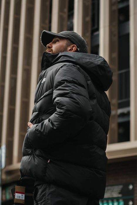 Чоловічий пуховик Nike Storm-FIT Windrunner Field 2025
