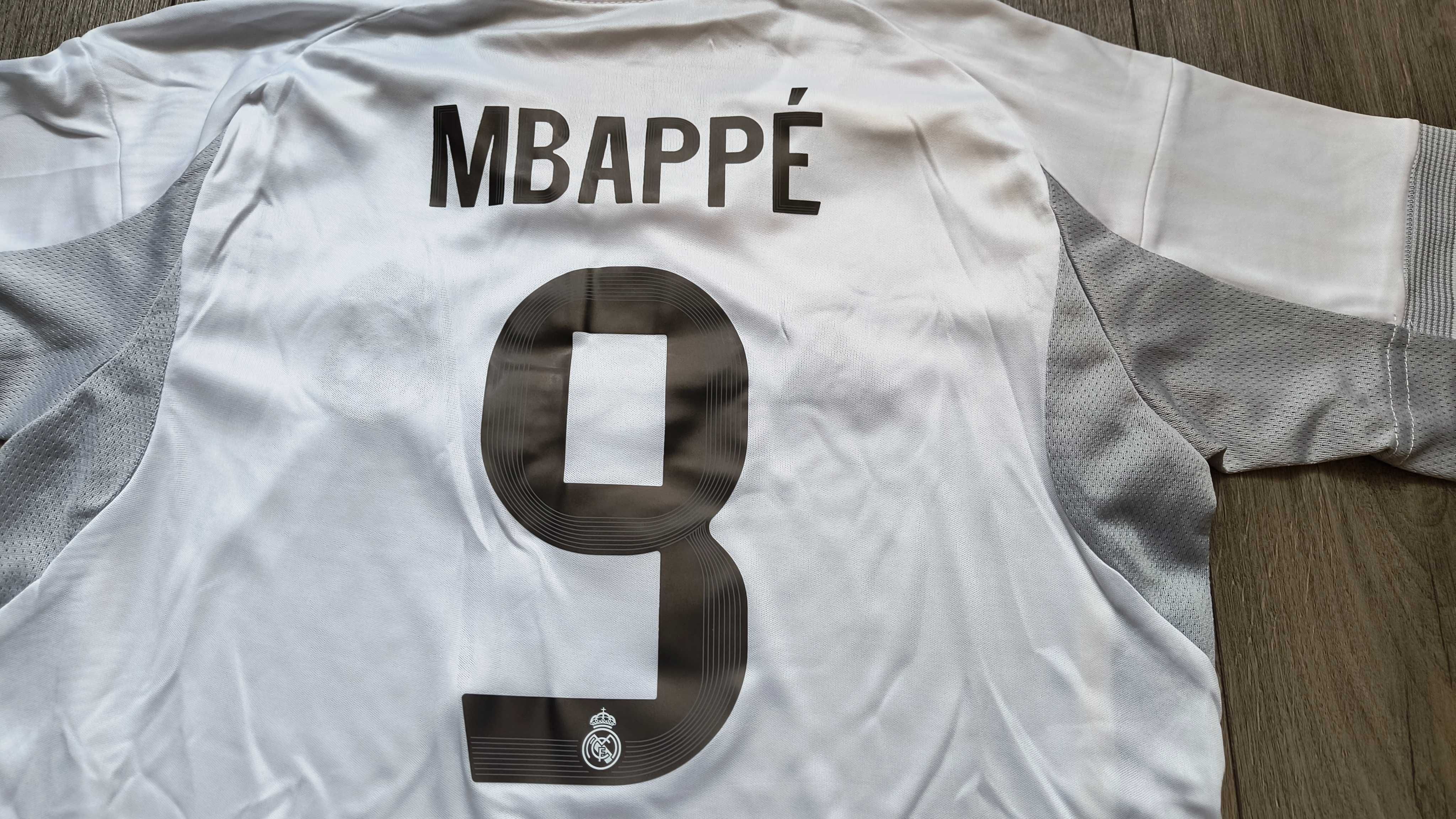 Strój dziecięcy Adidas Real Madryt 2025/26 Mbappe 9 roz. na 125-135cm