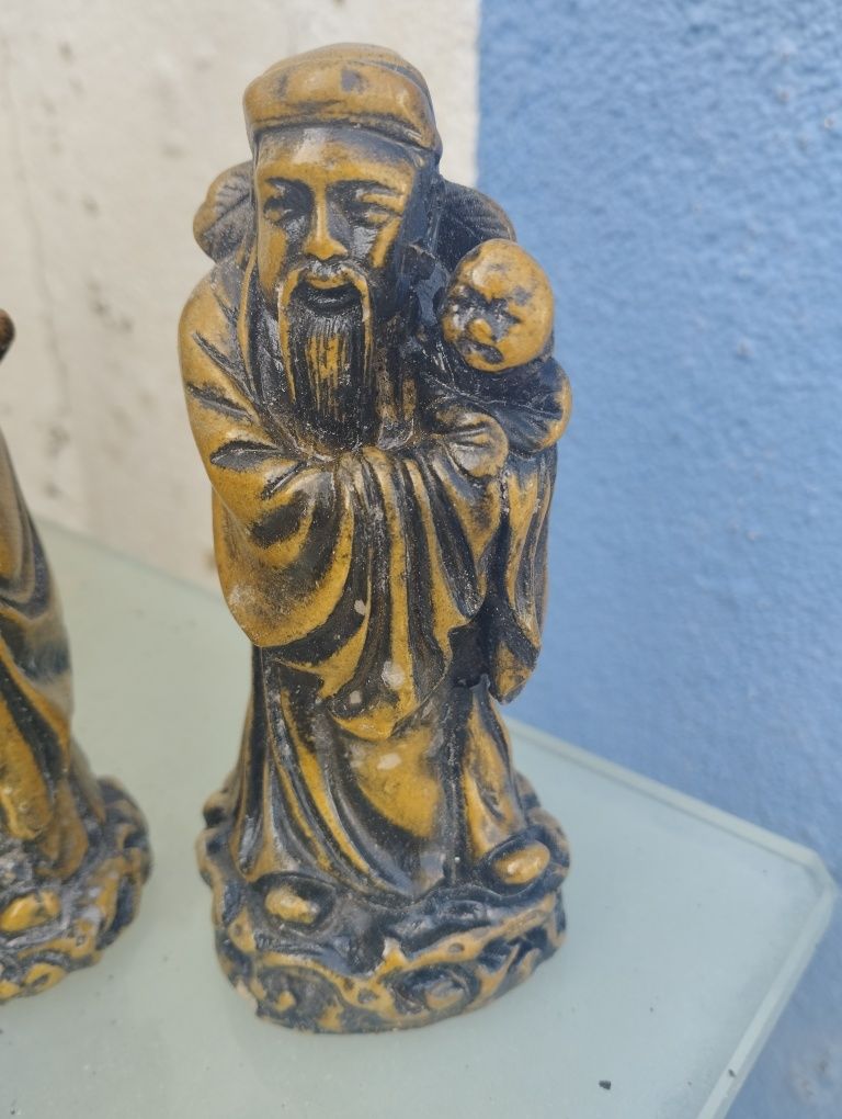 Par de figuras asiáticas. Deuses Chineses.