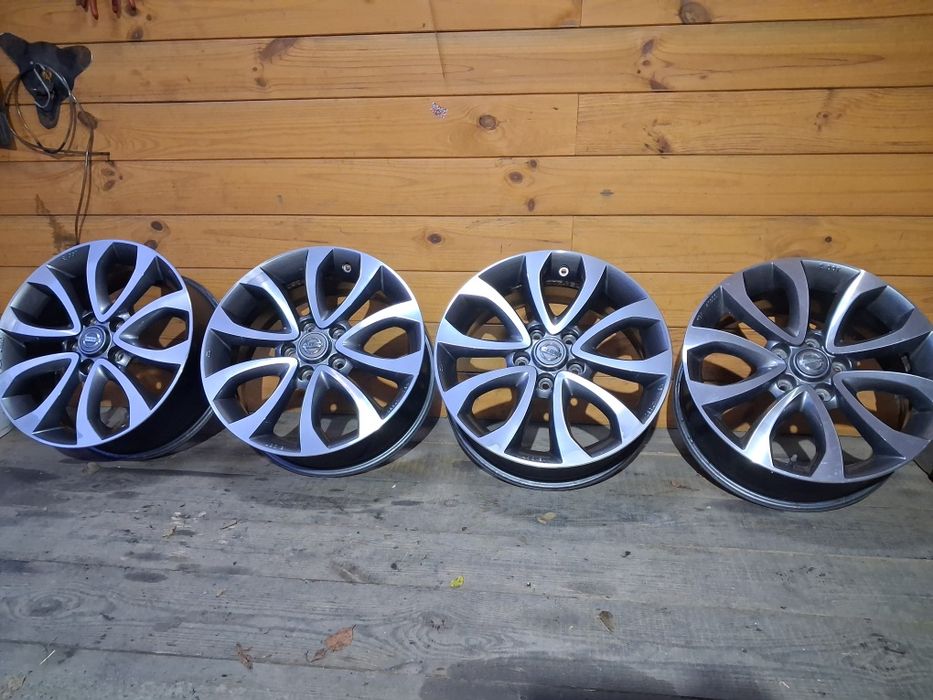 Оригінальні диски титани Nissan Leaf  5/114.3R17