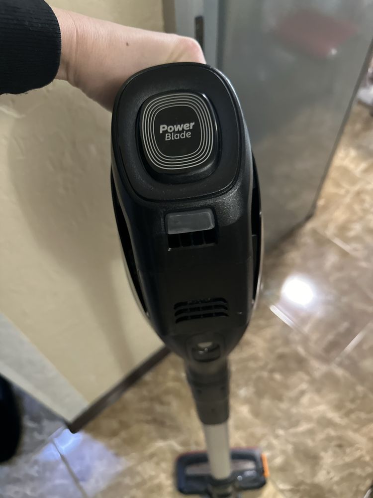 Аккумуляторный пылесос Philips