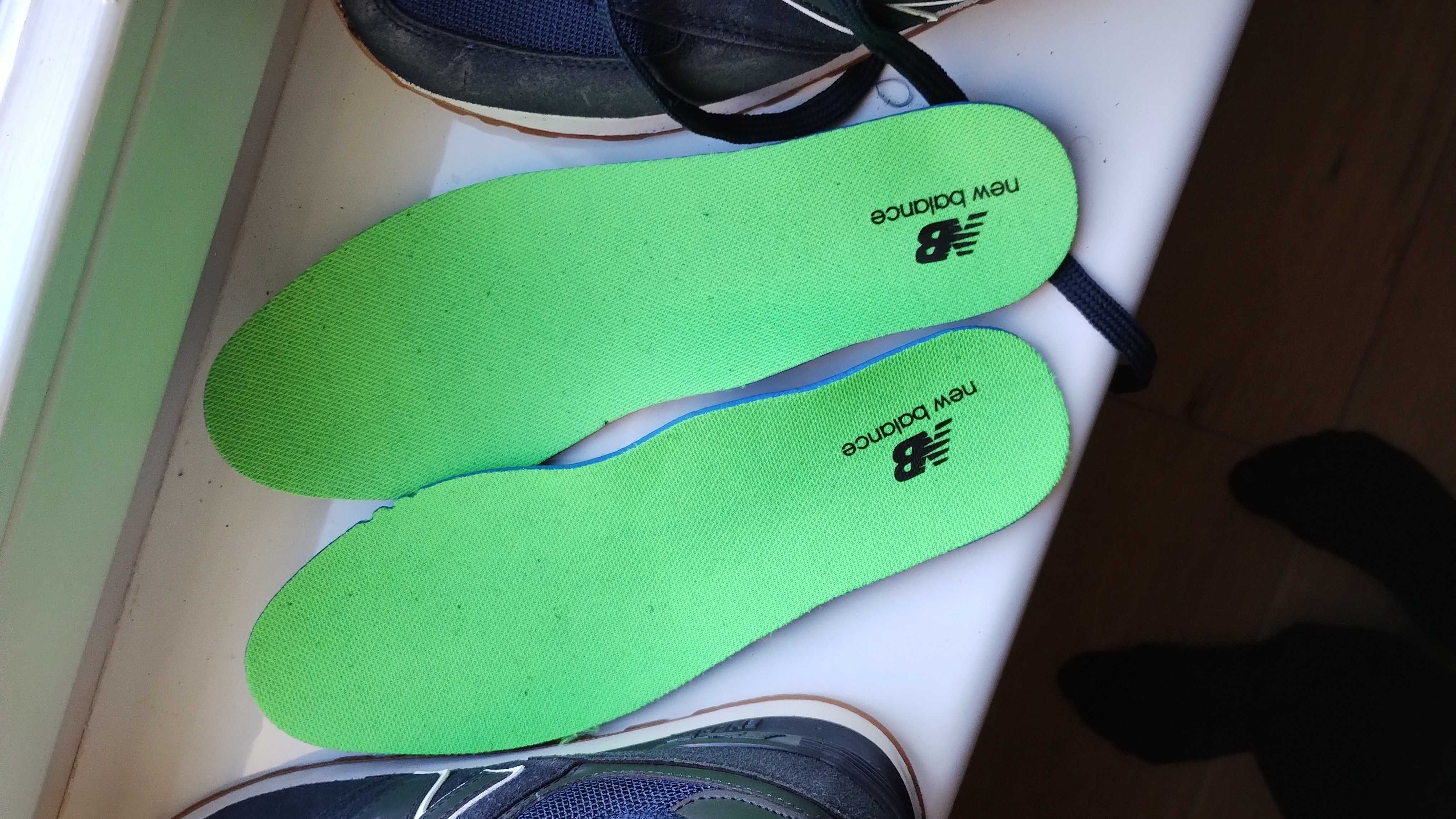 Nowe buty New Balance 43 model 574