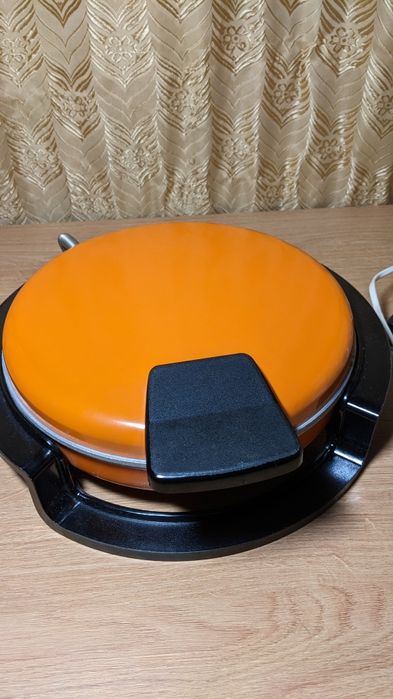 Электровафельница Сластёна, СССР