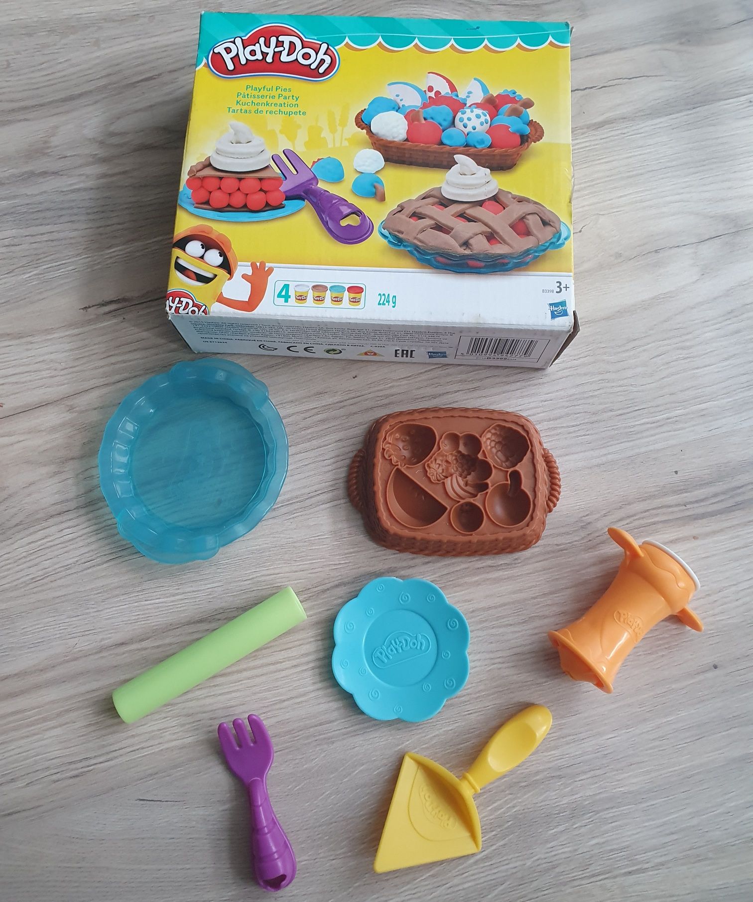 Play Doh wesołe wypieki ciasta