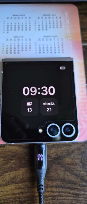 Samsung Galaxy Z Flip6   12/512Gb  gwarancja