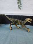 Dinossauro Velociraptor telecomandado
