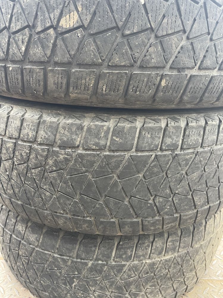Зимние шины Bridgestone Blizzak DM-V2 225/60/R18