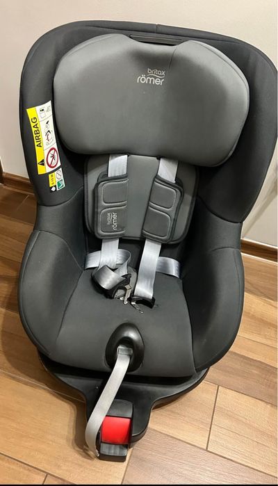 Fotelik Britax Dualfix M iSize 0-18kg 61-105cm
