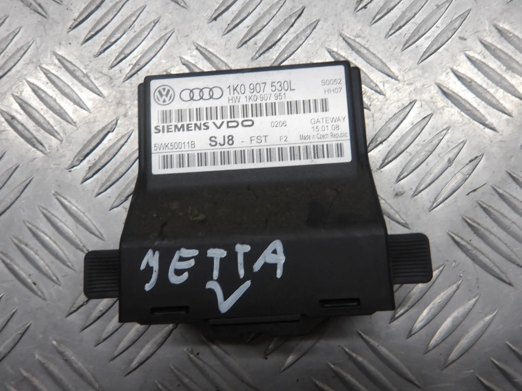 VW JETTA V 05-10 MODUŁ STEROWNIK GATEWAY 1K0907530L