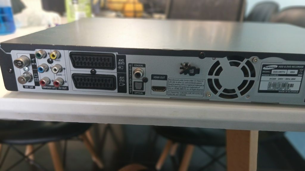 DVD Samsung HR775 + uniwersalny pilot