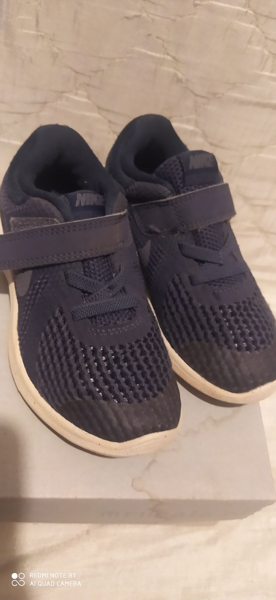 Buciki Nike 26 25 zł wyprzedaż