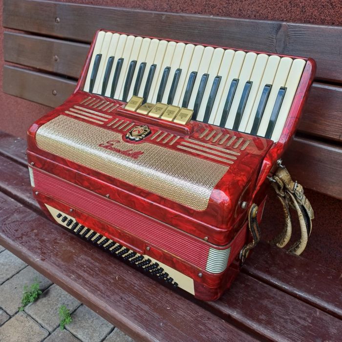 Akordeon Scandalli 80 basow