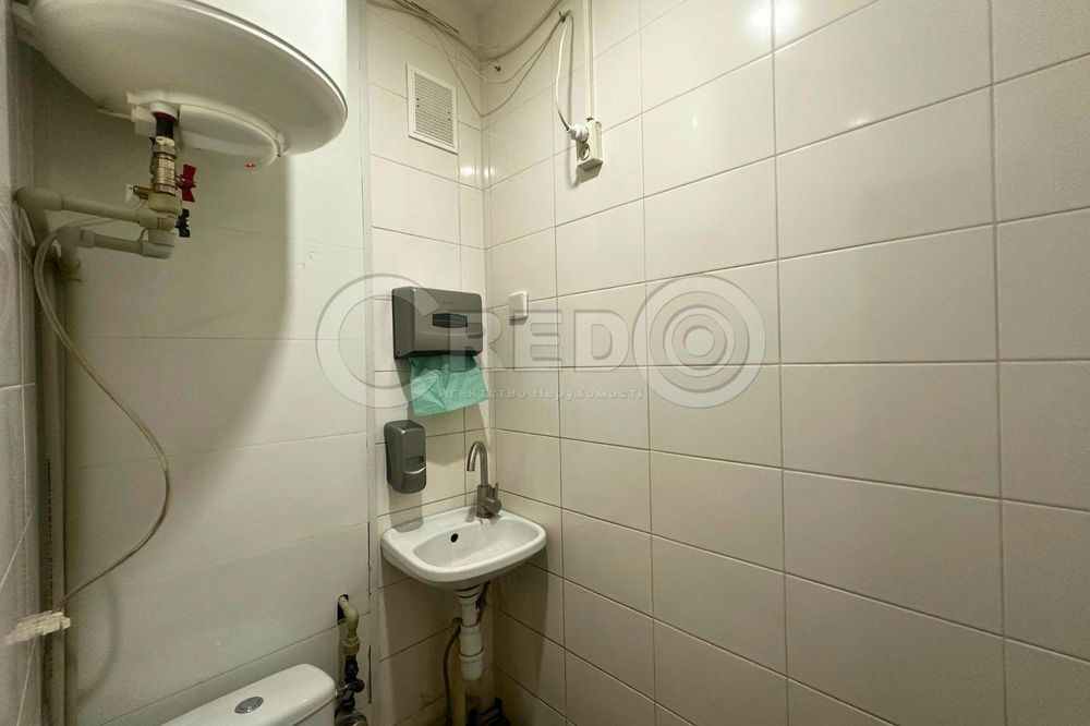 Продаж приміщення пр. Металургів