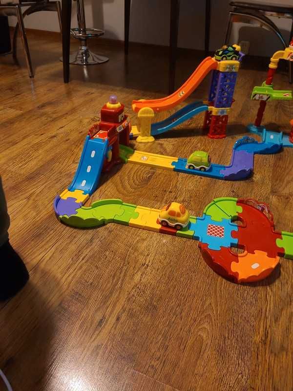 Zestaw tutut autka VTech