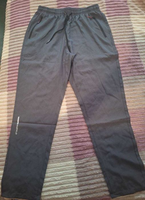 Сірі чоловічі джогери, спортивні штани (розмір M)