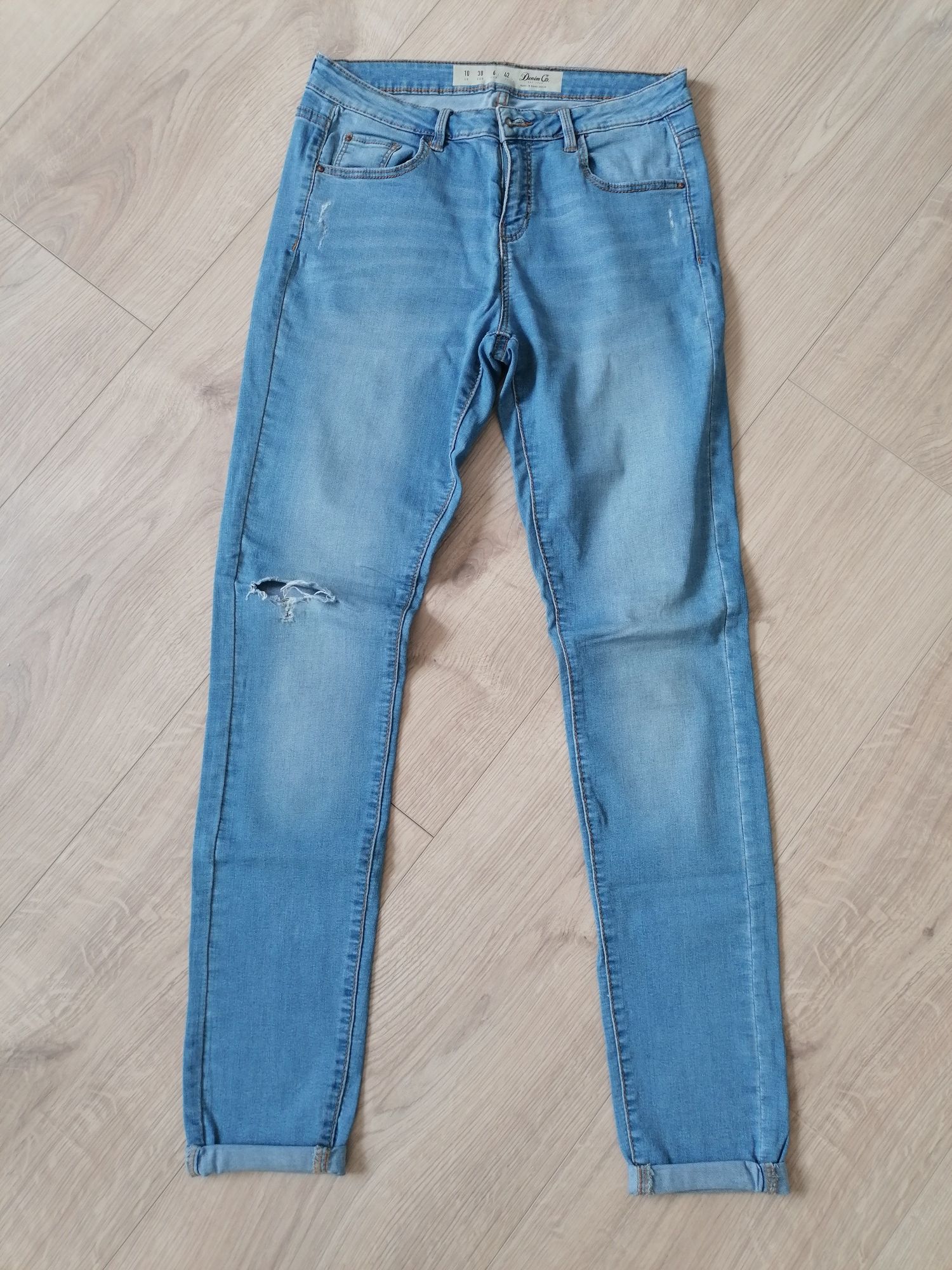 Dżinsy z rozdarciami r. 38 Denim&Co