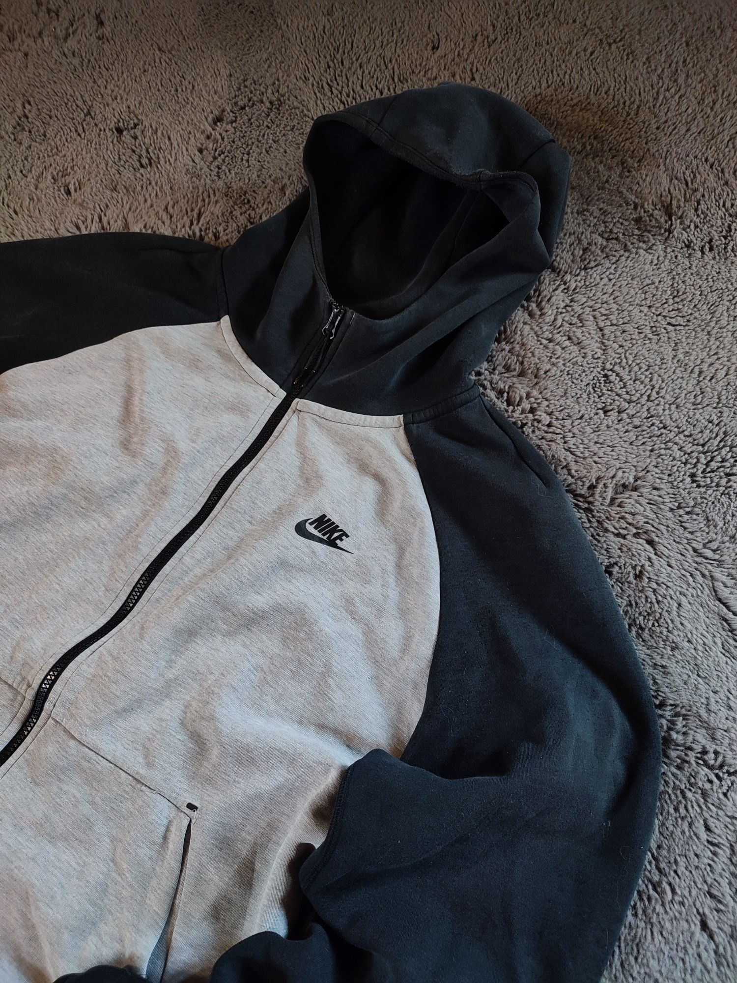 Оригінальний Nike tech fleece в сіро-чорному кольорі