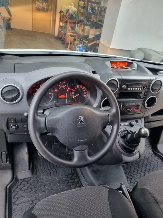 Peugeot partner 1.6 bluehdi salon pl vat23 vat-1