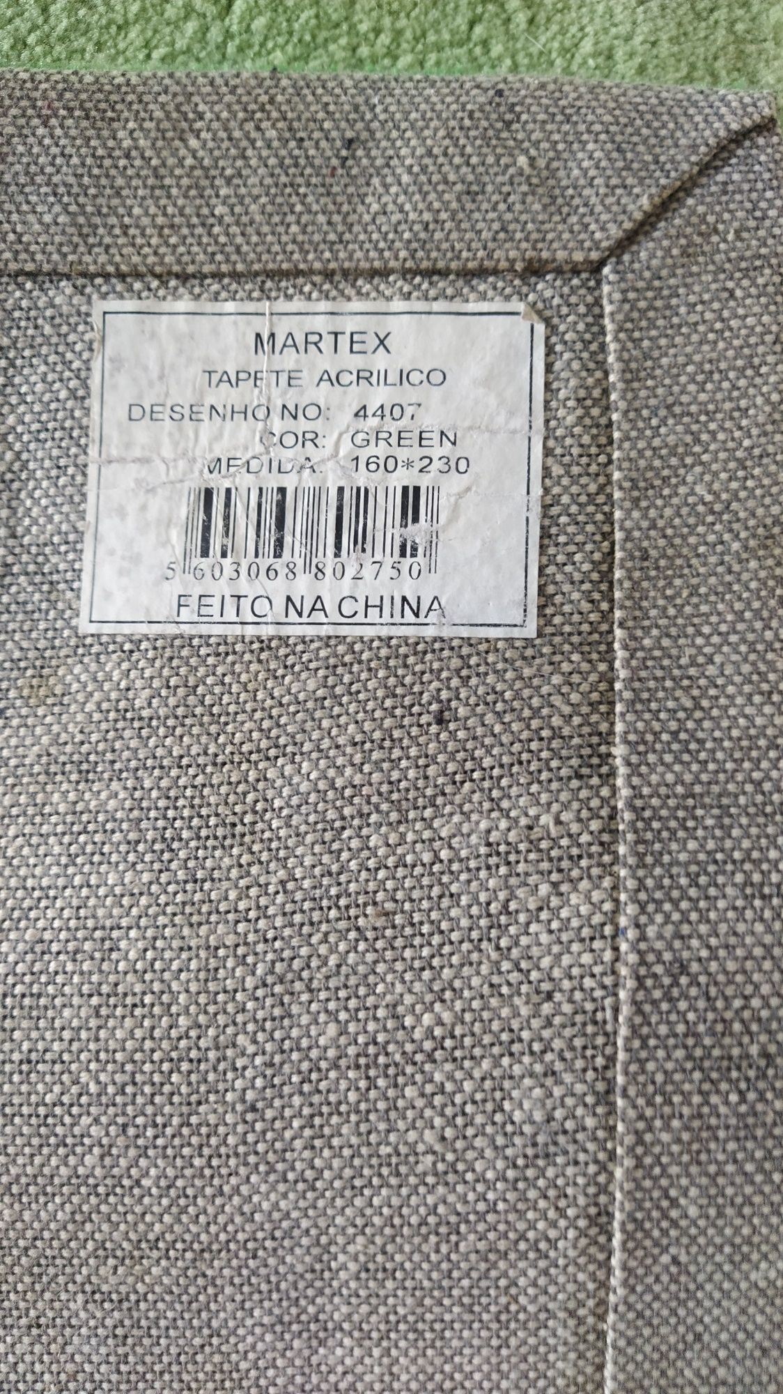 Carpete / Tapete acrílico 1,60 x 2,30cm