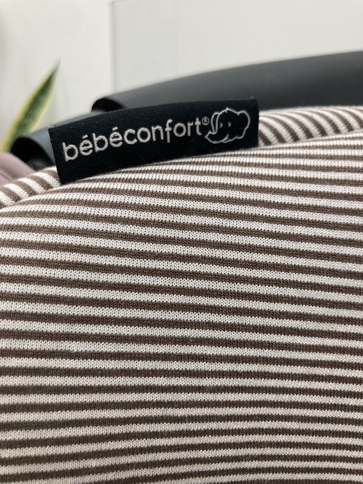 Cadeira Bébé Confort AxissFix rotativa