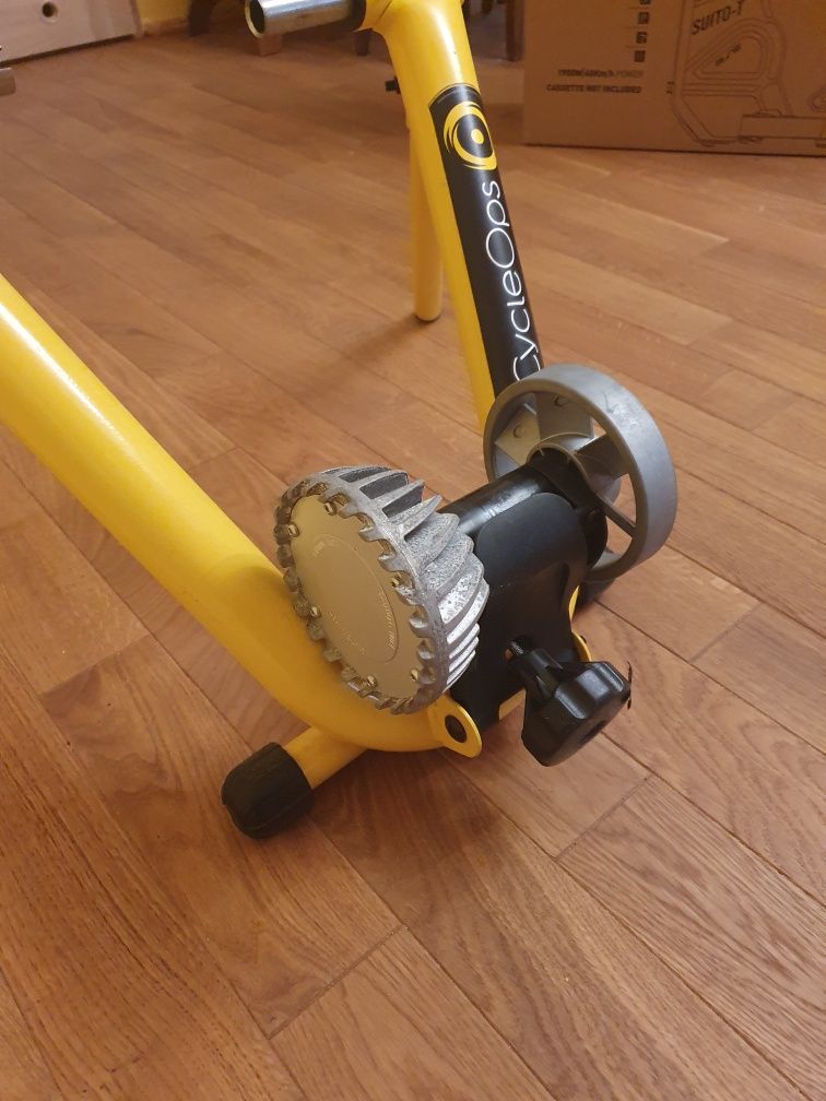 Trenażer hydrauliczny CycleOps Fluid