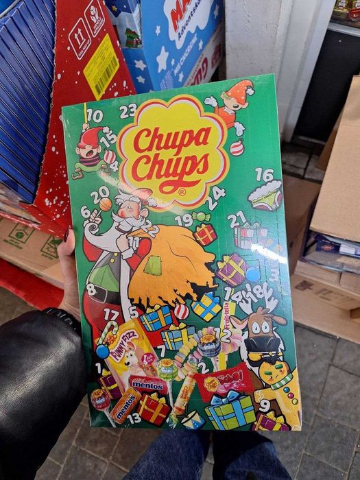 Новорічні солодощі Кіндер Нутела Адвент календарі Кекс Панеттоне