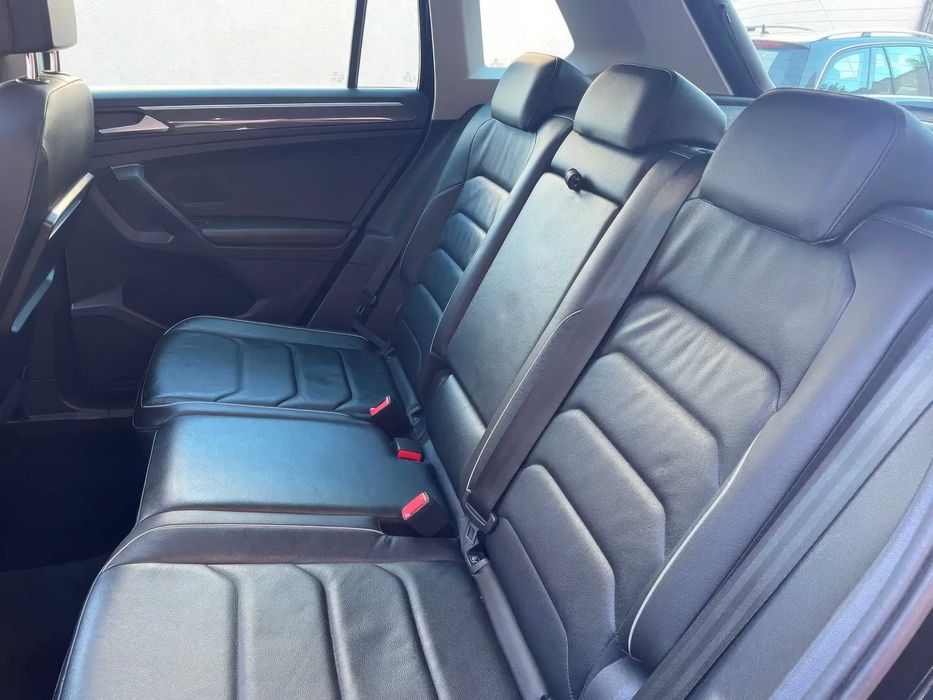 Volkswagen Tiguan      2019