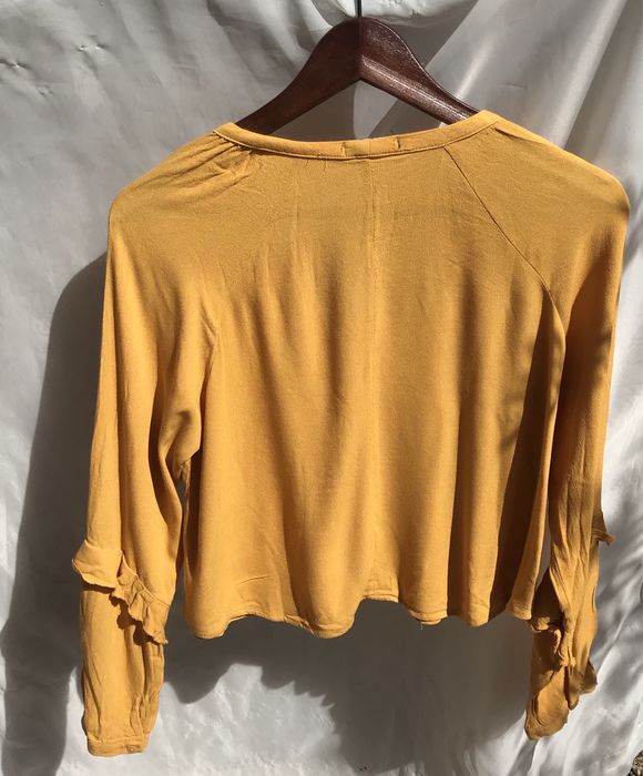 Blusa Amarela BSK