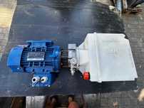 Agregat hydrauliczny, pompa, zasilacz 0,75 kw 80 bar