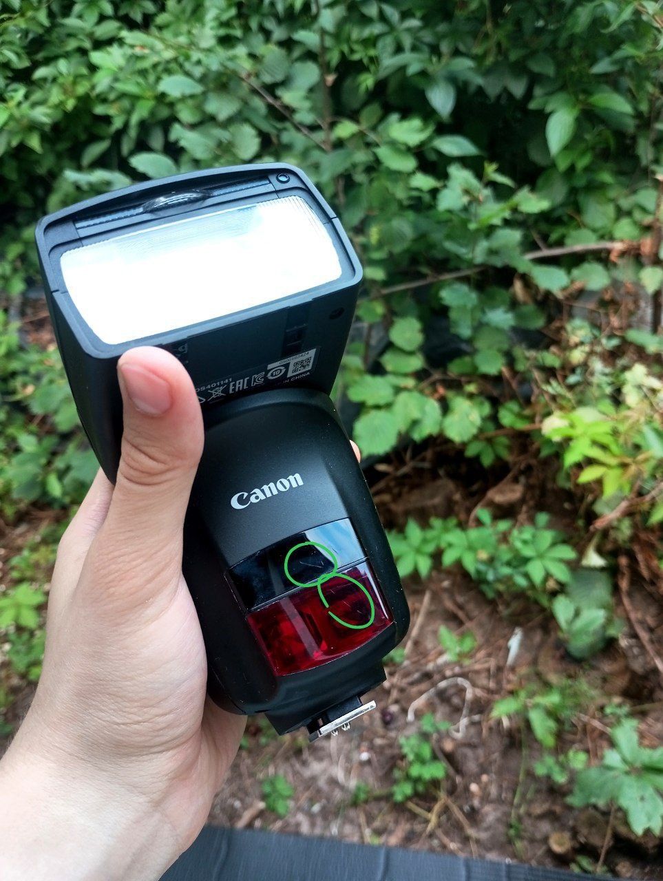 Canon Speedlite 470EX-AI: Почти не использовалась, работает идеально