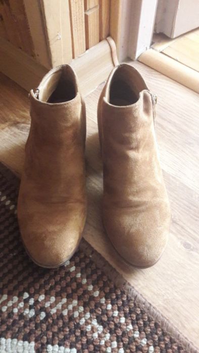 Buty botki sztyblety brązowe suwaki obcas
