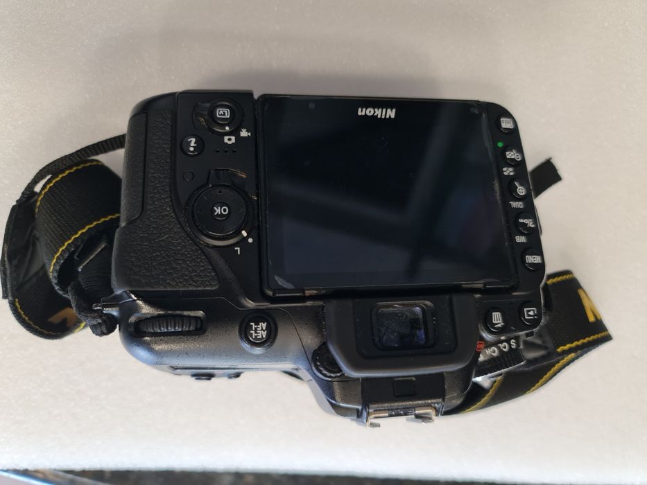 Nikon D7500 corpo